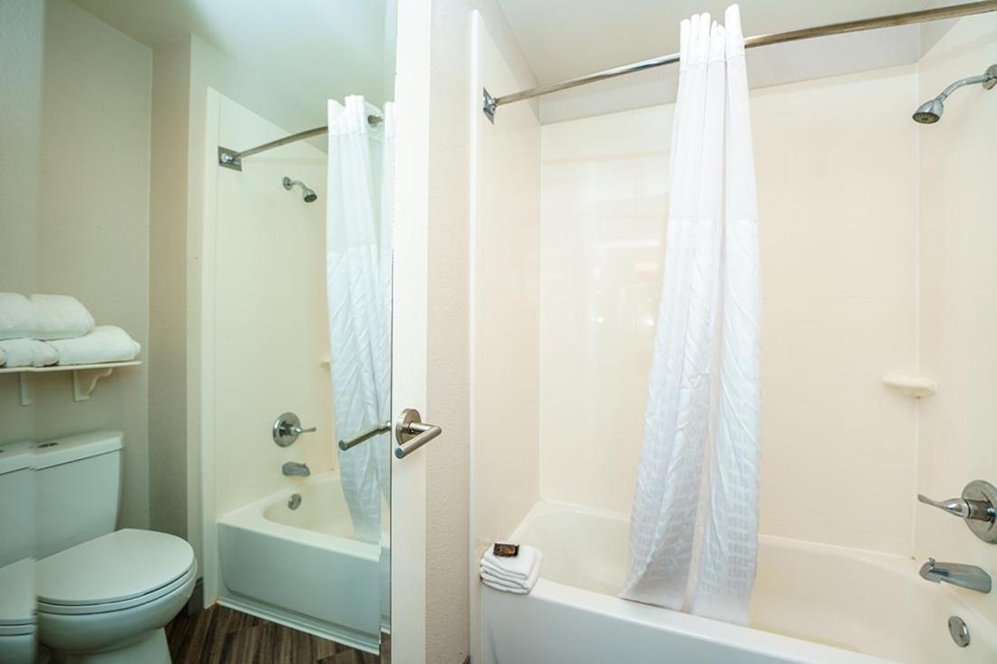 Hotel Wingate By Wyndham Brunswick Ga I-95 Extérieur photo